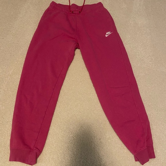 Nike joggers. Size medium - Picture 1 of 4